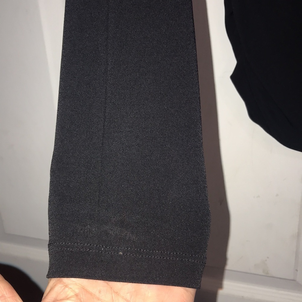 Women’s NY&Co Ruched Top - Picture 5 of 6